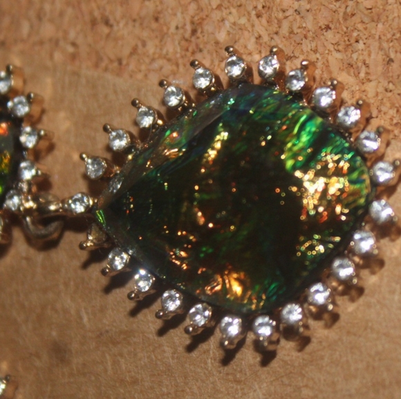 UV Reactive Resin Inlaid Earrings ☆Glows Under Black light☆ - Picture 4 of 11